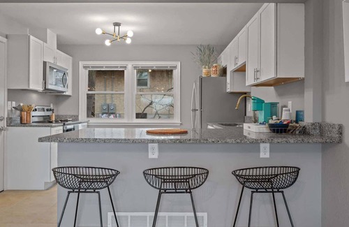 St. Paul Casa | Charming St Paul Two Bedroom Home