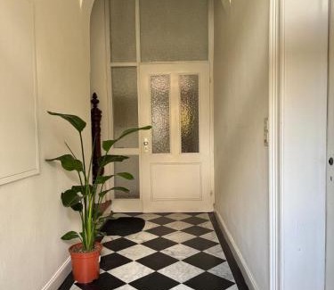 Kleve Apartamento | Charming Stadtvilla from 1895 Classic en Elegant