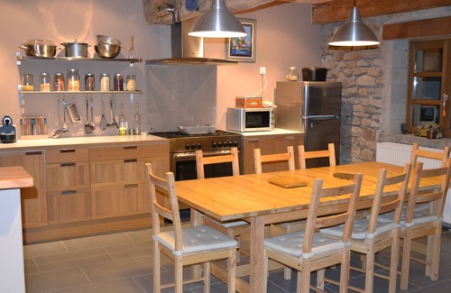 Martigny-le-Comte Casa | Charming stone house in Charollais Brionnais with breathtaking views
