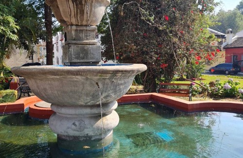 Antigua Guatemala Apartamento | Charming Studio just Outside Antigua Guatemala with A/C and Parking