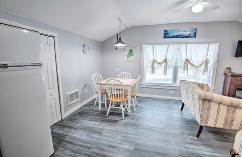 Wells Apartamento | Charming Studio < 10 Miles to Wells' Beaches!