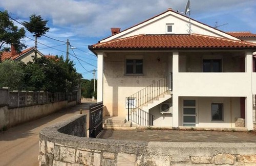 Muntic Apartamento | Apartamento estudio con encanto cerca de Pula