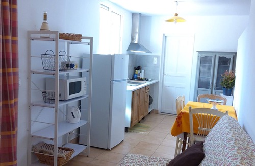Coaraze Apartamento | Charming studio between sea and mountains Self-catering cottage on an ancient olive grove
