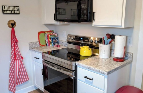 Lexington Apartamento | Charming studio cottage just 5 minutes from delightful downtown Lexington!