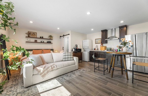 Southwest Anaheim Apartamento | Charming Studio Gem in Anaheim 8' From Disney/Convention/Angel/Knotts