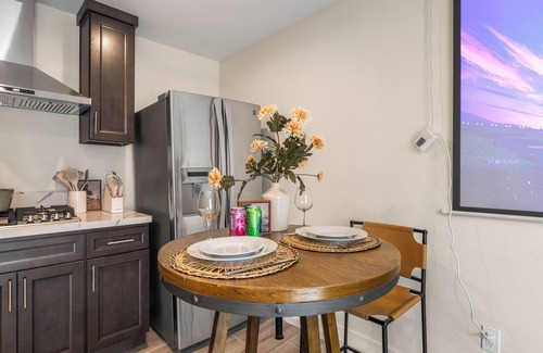 Southwest Anaheim Apartamento | Charming Studio Gem in Anaheim 8' From Disney/Convention/Angel/Knotts
