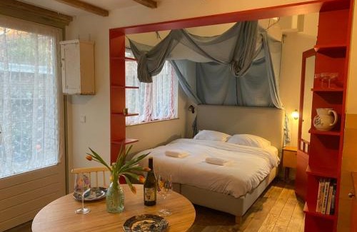 Volewijck Cama Y Desayuno | charming studio in Amsterdam-Noord