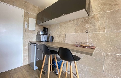 La Baule-Escoublac Apartamento | Estudio contemporáneo con balcón, parking y local para bicicletas en La Baule