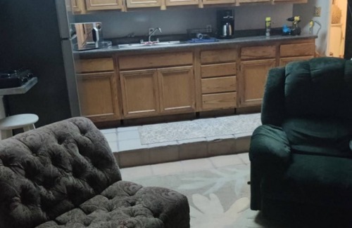 Ensenada Apartamento | Charming studio in quaint Ensenada with WiFi, fitness room