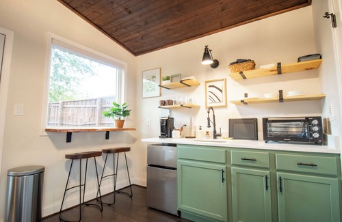 Taylors Apartamento | Charming Studio in Taylors by Brick and Home