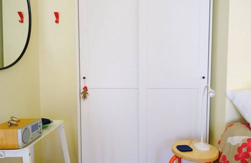 Vashon Island Apartamento | Charming studio just a stone's throw from Vashon town.