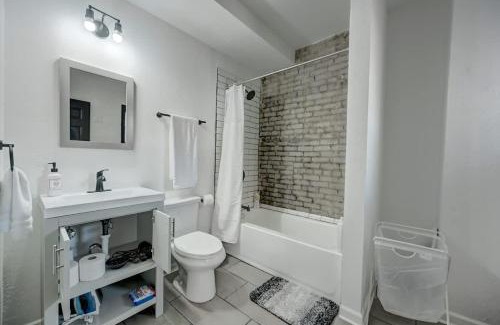 Lower East Side Apartamento | Charming Studio McKinley Beach - BradySt Lowr East