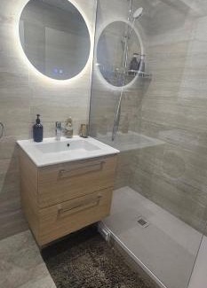 Gambetta Apartamento | Charming Studio near La Défense - Paris