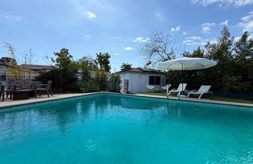 Ladera Heights Casa | Charming Studio Oasis with Pool Near SoFi - MKLAD4