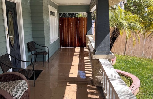 Downtown Riverside Casa | Charming studio uint in a house -Riverside with WiFi and AC all private gate