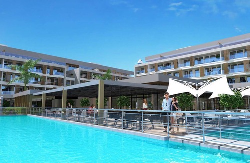 Trikomo Apartamento | Charming studio with pool, sauna, gym, airco, TV, kitchen & stylish design