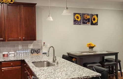 Cliftondale Casa | Charming & Stylish TH mins away from Atl Airport