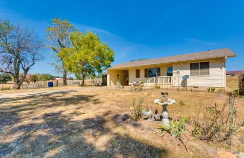 Subiaco Casa | Charming Subiaco Getaway Near Arkansas River!