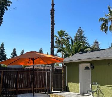 Arden-Arcade Casa | Charming Suite with privacy