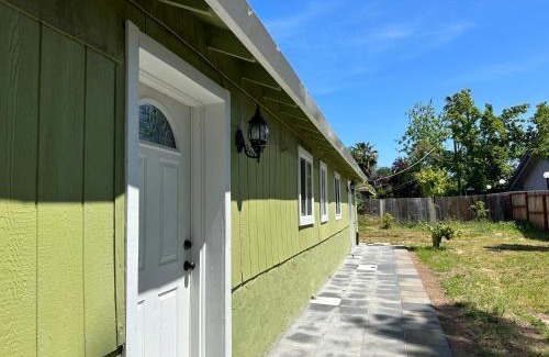 Arden-Arcade Casa | Charming Suite with privacy
