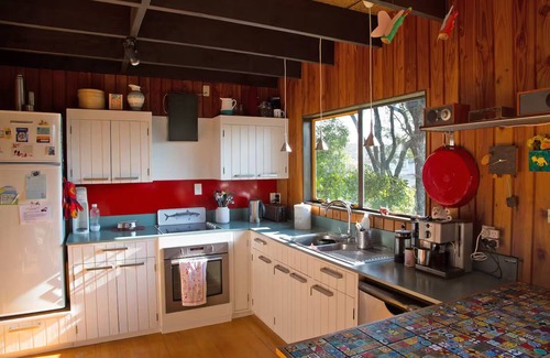 Richmond Casa | Charming Sunny Family House - Bird's Nest