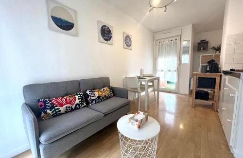 Toulouse South-East Apartamento | Charming T1 - Parking - Metro St Agne