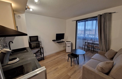 Port-la-Nouvelle Apartamento | Charming T2 in residence close to the beach and all amenities