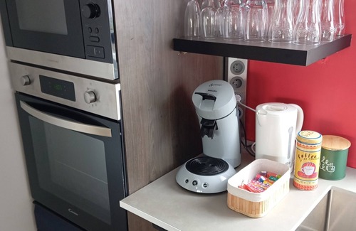 Aurillac Apartamento | Charming T3 with private parking space