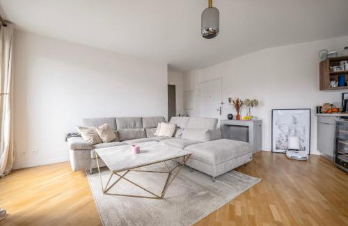Les Lilas Apartamento | Charming Terrace Apt Near Paris - Olympics