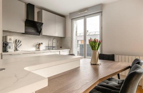 Les Lilas Apartamento | Charming Terrace Apt Near Paris - Olympics