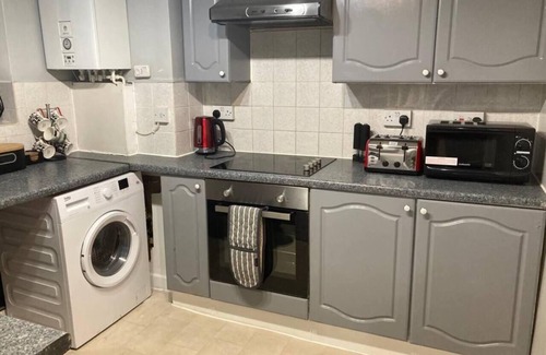 Woodberry Down Apartamento | Charming Three Bedroom 5 double Bed Apt in London