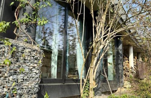 Lucerne Casa | Charming Tiny Garden House for two