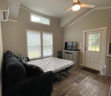 Sardis Apartamento | Charming Tiny Home! Close to Oxford, Sardis Lake, Safari Animal Zoo