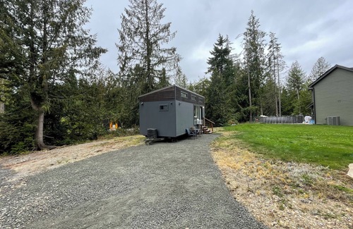 Olympia Casa | Charming Tiny House Retreat