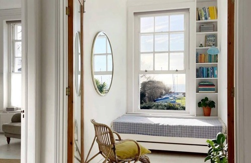 Bognor Regis Casa | Charming Town House With Garden & Sea View