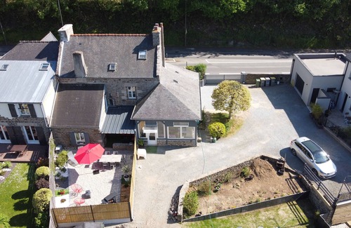 Lanvallay Casa | Charming town house