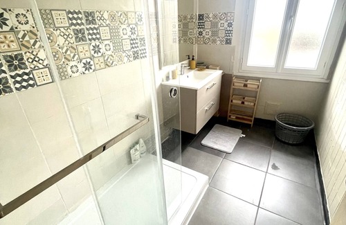 Nevers Casa | Charming town house in the center of Nevers - sleeps 6