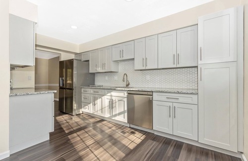Germantown Casa | Charming Townhouse in Germantown, MD - Sleeps 10