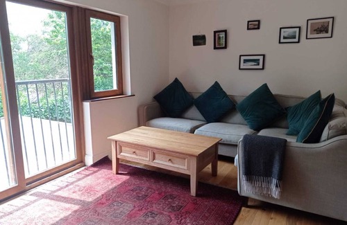 Dingle Casa | Charming townhouse in Dingle near main street with 3 bedrooms
