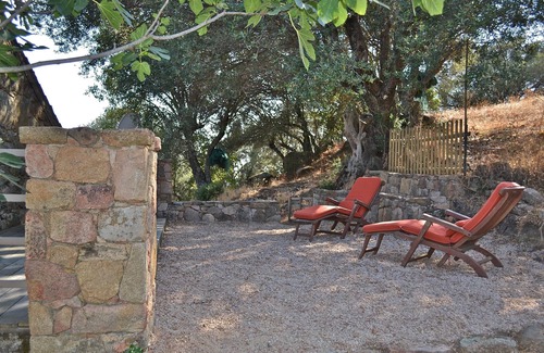 Sartene Cabaña | Casa tradicional con encanto en las arboledas tranquilas. A 10 minutos de las playas
