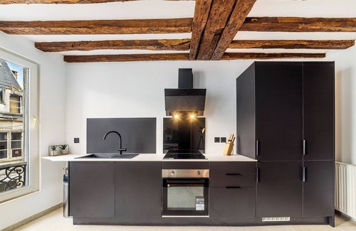 Melun Apartamento | Charming Triplex Hypercenter