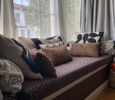Shepherd's Bush Casa | Charming Two-Bedroom in Shepherds Bush