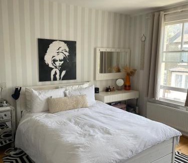 Shepherd's Bush Casa | Charming Two-Bedroom in Shepherds Bush