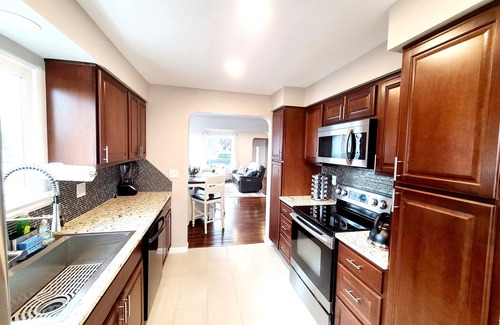Nevada - Lidgerwood Casa | Charming updated 4BD in Central Location