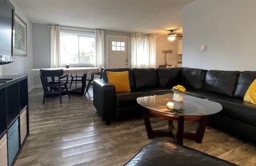 Lakewood Apartamento | Beautiful Updated Apartment
