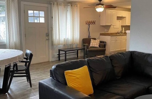 Lakewood Apartamento | Beautiful Updated Apartment