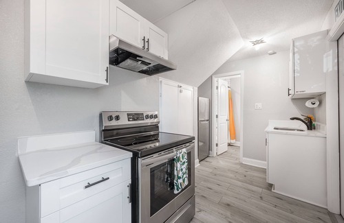 North Hyde Park Apartamento | Charming Updated Condo in Heart of Tampa