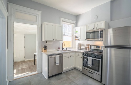 Whittier Casa | Charming, updated home in great location!
