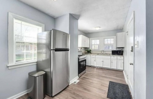 Shaker Heights Apartamento | Charming & Updated ~ Long-Stays OK ~ Near Cleveland Clinic