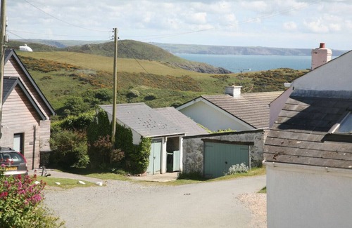 Solva Casa | Charming Upper Solva Cottage by Beaches & Harbour